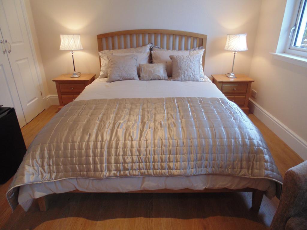 Woodside Guest house 3*